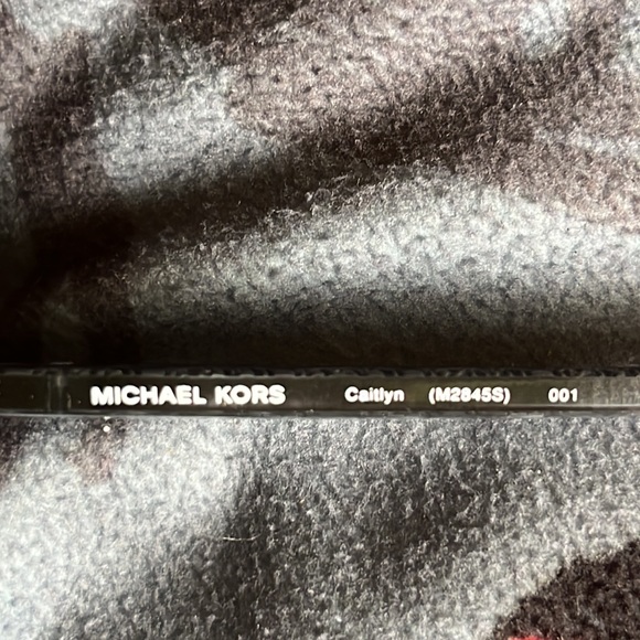 Michael Kors Caitlyn sunglasses - Picture 5 of 6